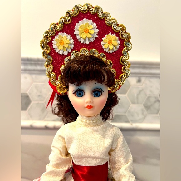 Tea Pot Cover  Doll - Picture 4 of 16